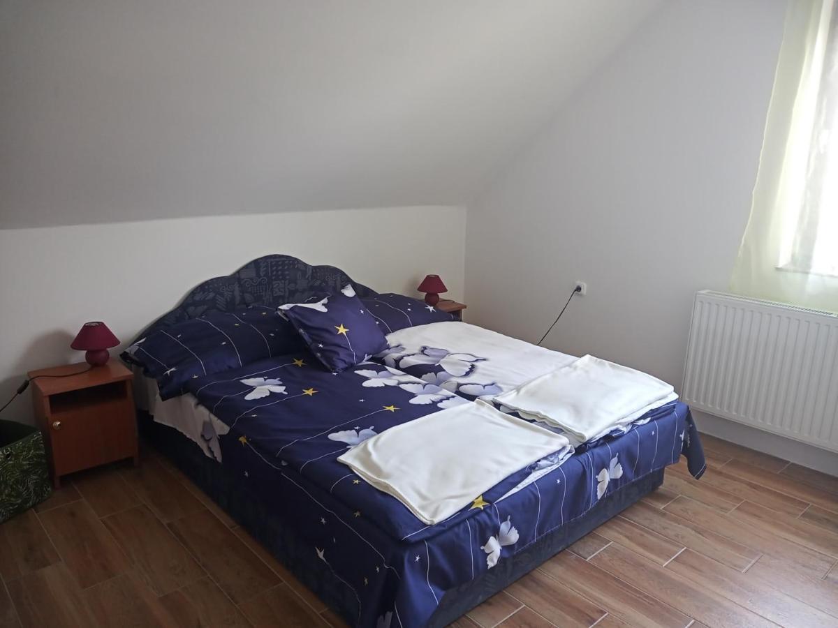 Borostyan Vendeghaz Apartment Balatonkeresztur Bagian luar foto